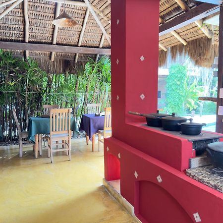 Pousada North Shore Maresias - 2 Quadras Da Praia - Casas De 2 Quartos - 80 M2 -2 Banheiros -Piscina Sauna - Estacion-Churrasq Privativa -Wifi Animais De Peq Porte Roupa De Cama E Banho Luaran gambar