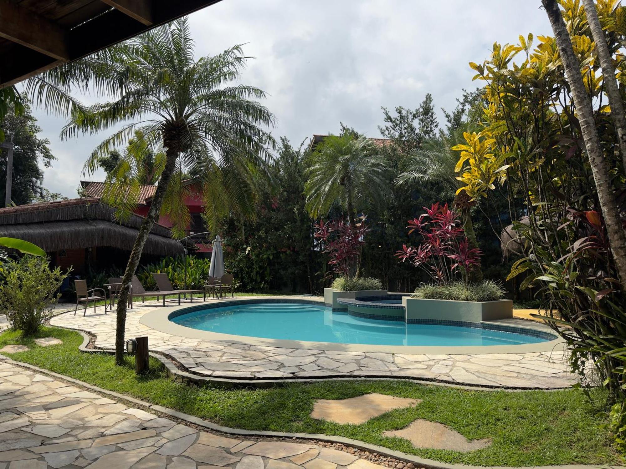 Pousada North Shore Maresias - 2 Quadras Da Praia - Casas De 2 Quartos - 80 M2 -2 Banheiros -Piscina Sauna - Estacion-Churrasq Privativa -Wifi Animais De Peq Porte Roupa De Cama E Banho Luaran gambar